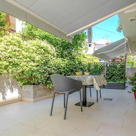 Karmen Apartment Novigrad (Istria)