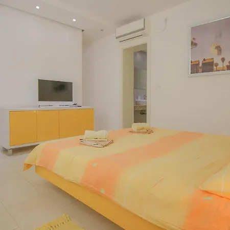 Apartment Karmen