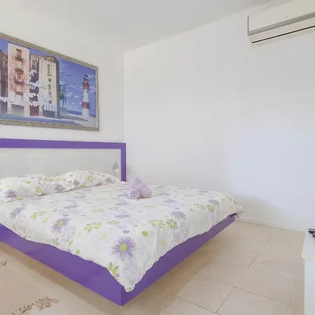 Apartment Karmen